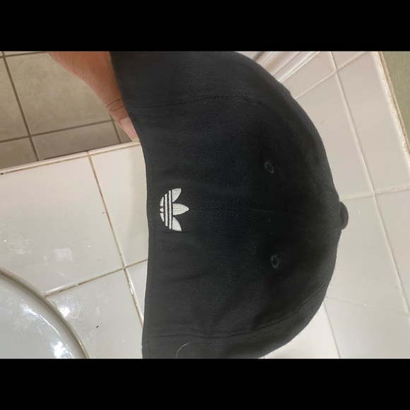 San Antonio Spurs Adidas hat - Picture 3 of 4